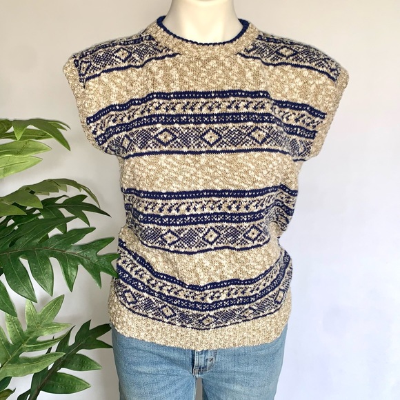 k n i t :: Vintage Slouchy Geometric Knit Sweater Vest Top - Picture 2 of 9